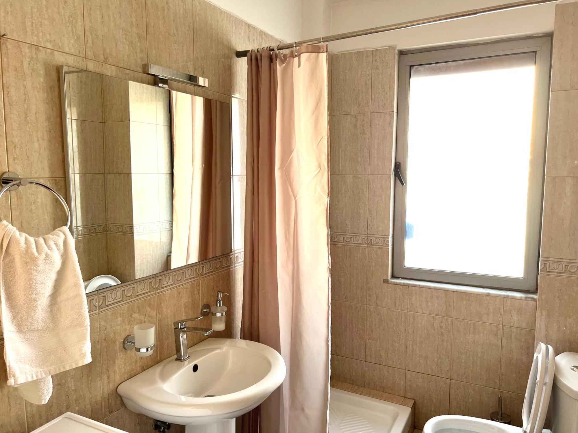 Deal 315 Apartment Tirana Buitenkant foto